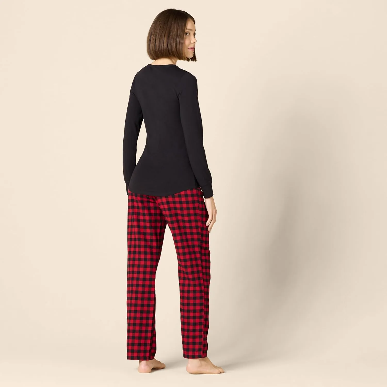 Amazon Essentials Women's Lightweight Flannel Pant and Long-Sleeve T-Shirt Sleep Set