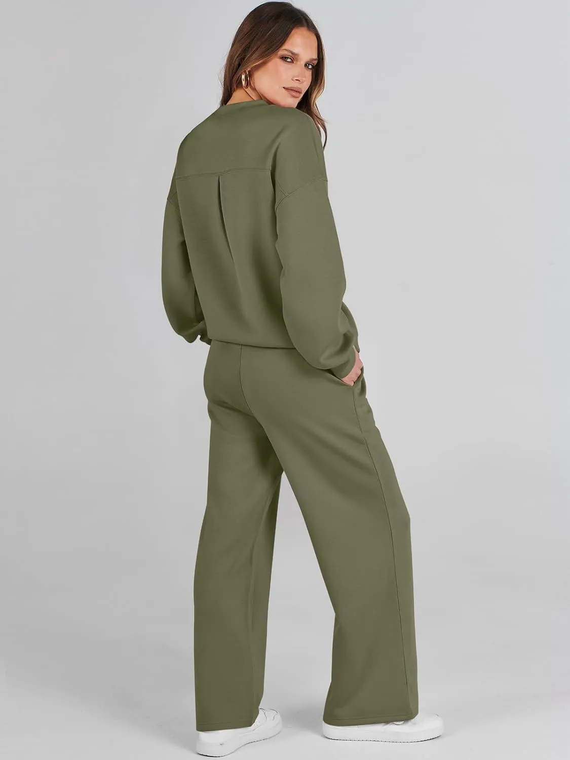 Caracilia Women's 2 Piece Outfits Sweatsuit Fall Crewneck Sweatshirts Wide Leg Pants Lounge Matching Sweat Sets Tracksuit