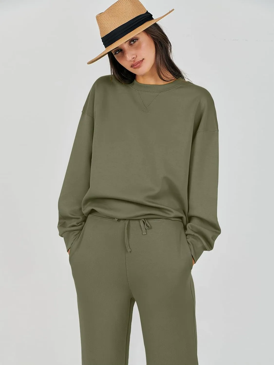 Caracilia Women's 2 Piece Outfits Sweatsuit Fall Crewneck Sweatshirts Wide Leg Pants Lounge Matching Sweat Sets Tracksuit