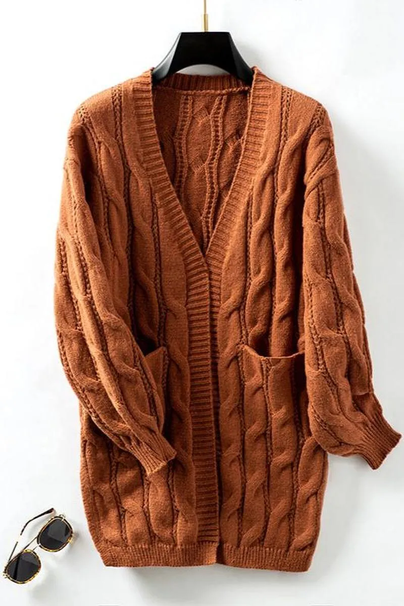 Cozy - Stylish cable knit cardigan in warm and elegant style
