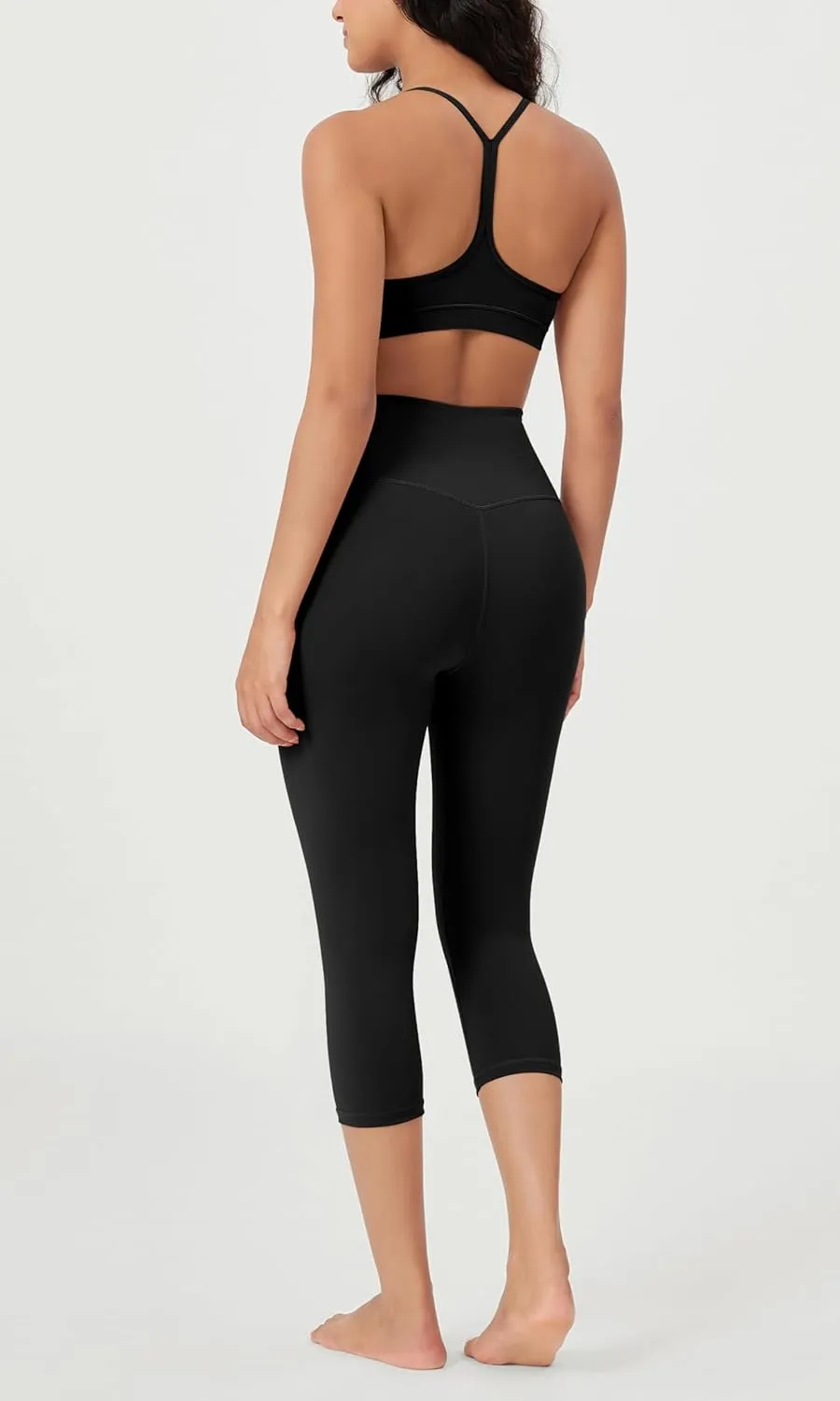 ODODOS Women's Cross Waist Yoga Capris with Inner Pocket, 19" Inseam Gathered Crossover Workout Cropped Yoga Pants