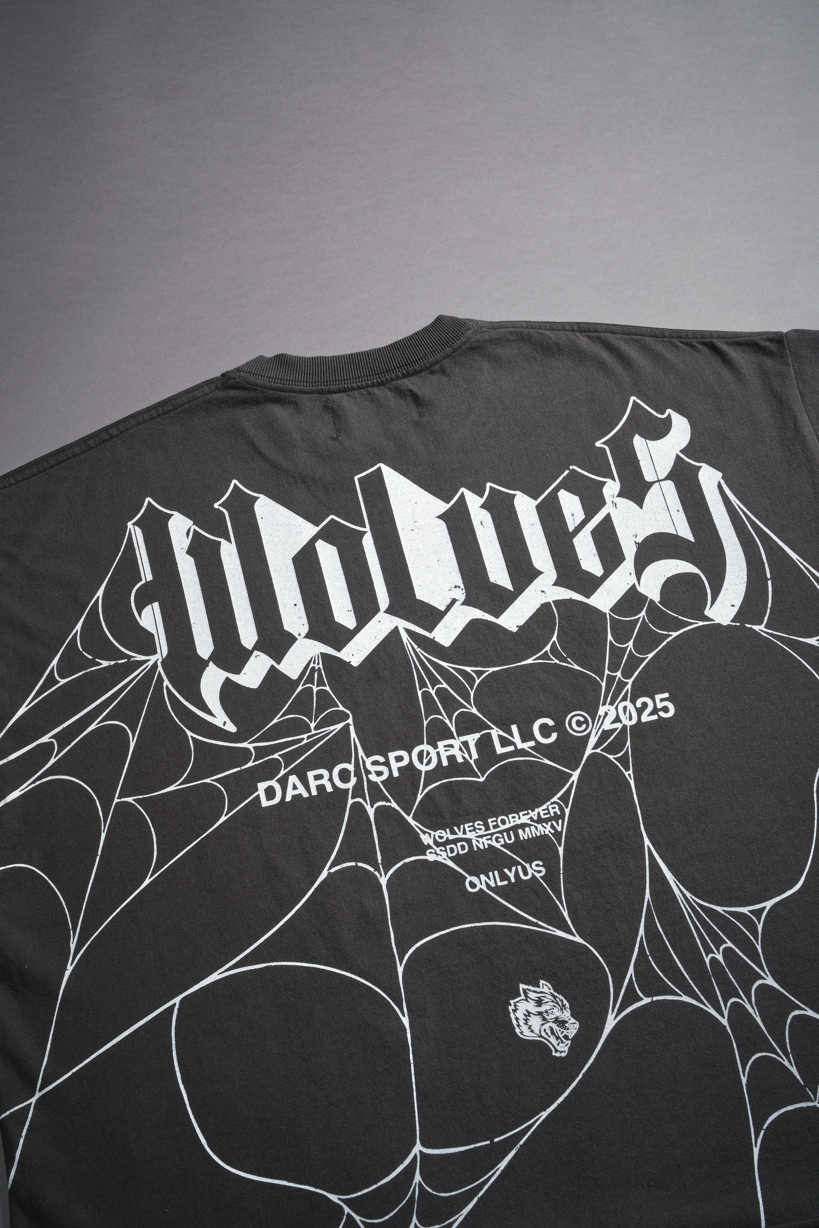 Wolves Web "Grunge" Cut Off Tee in Wolf Gray