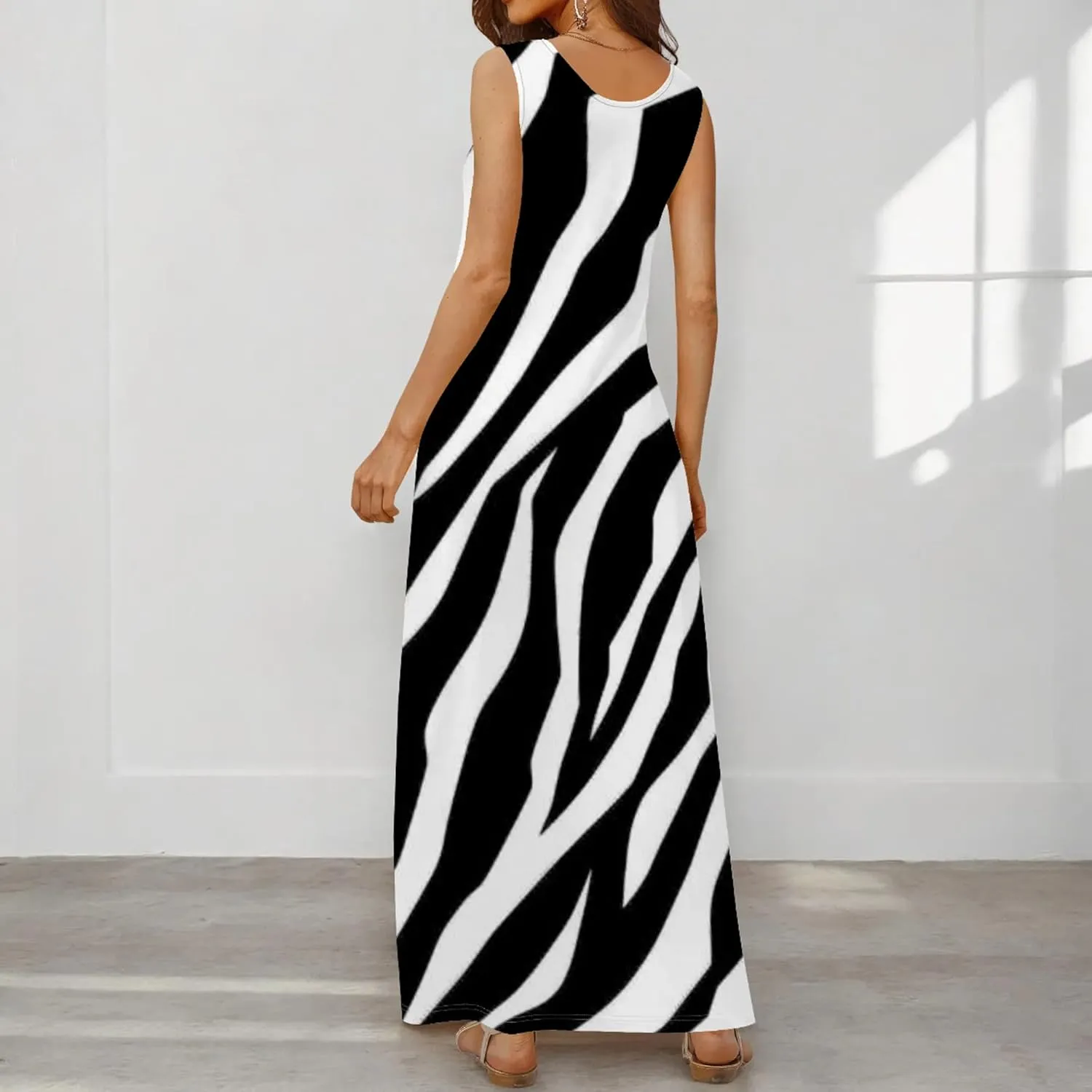 Women's Maxi Dresses Summer Spaghetti Strap Dress with Pockets Loose Flowing Maxi Skirt for Curvy Women